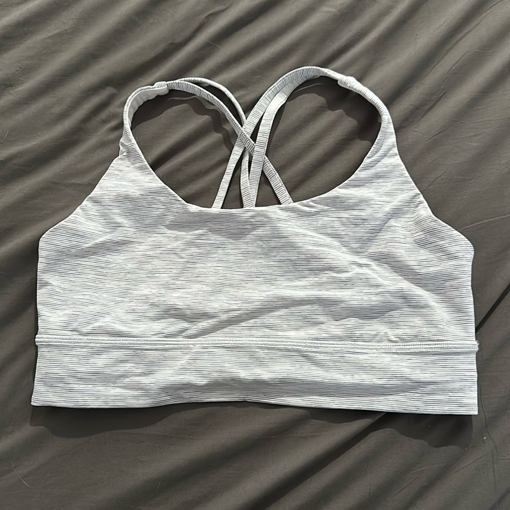 Lululemon sports bra